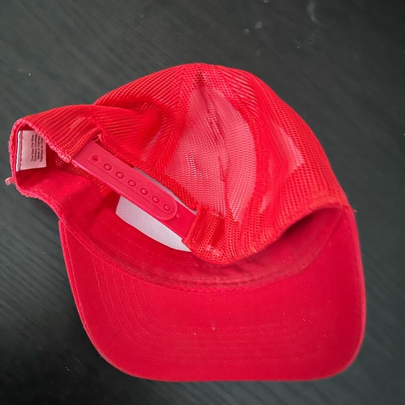 New Bas pro shops red cap collectable. - Picture 4 of 5